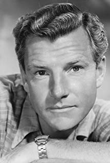 How tall is Kenneth More?